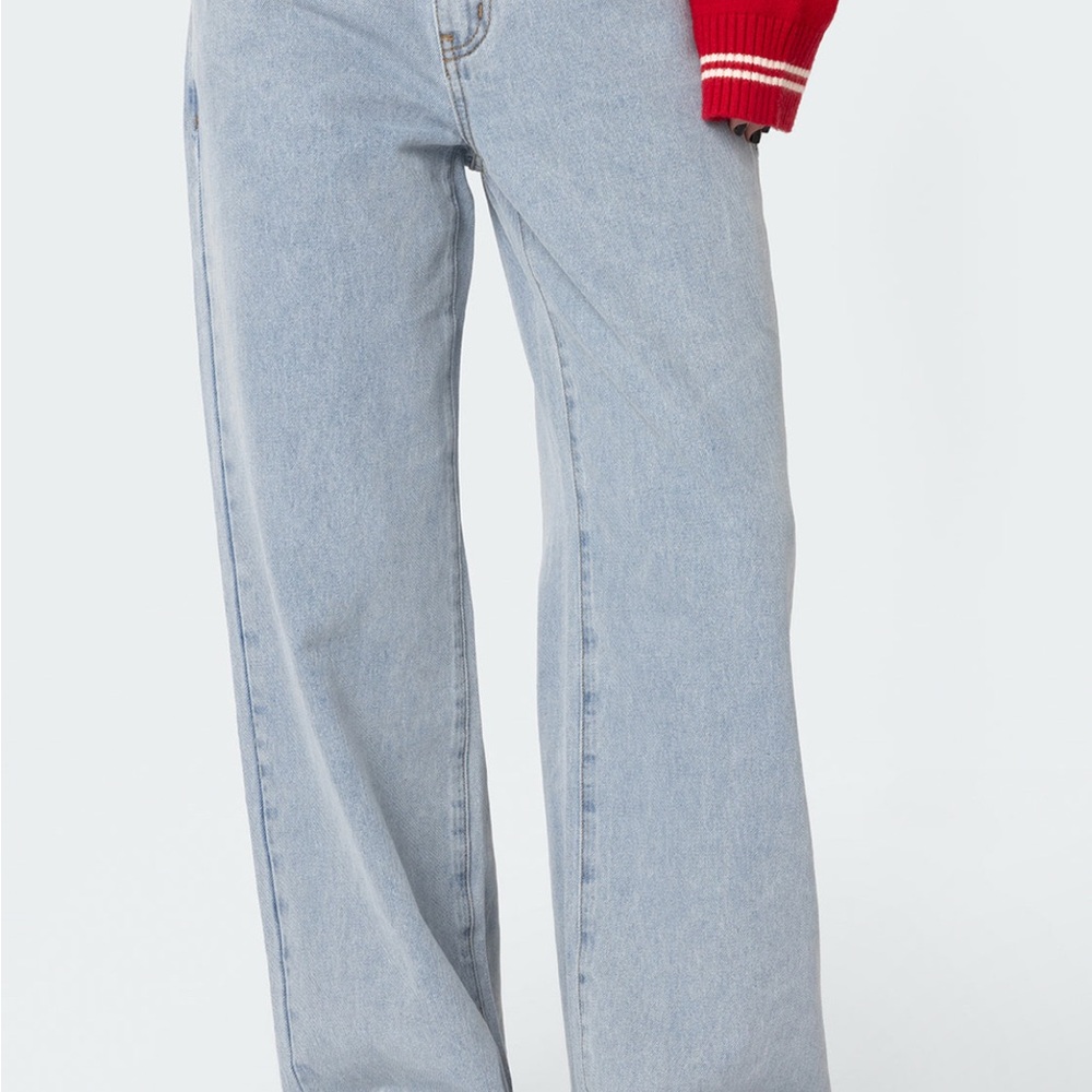 Edikted Light Blue Petite Raelynn Washed Low Rise Jeans - Picture 2 of 5